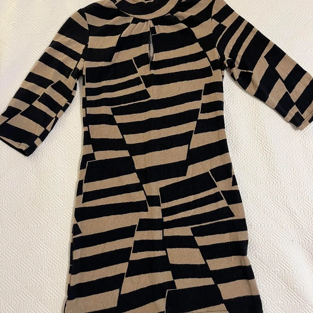 True Light Abstract Patterned Mini Dress - Picture 5 of 5